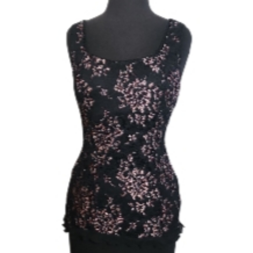 Studio Y black pink floral lace sleeveless scoop neck top size  medium